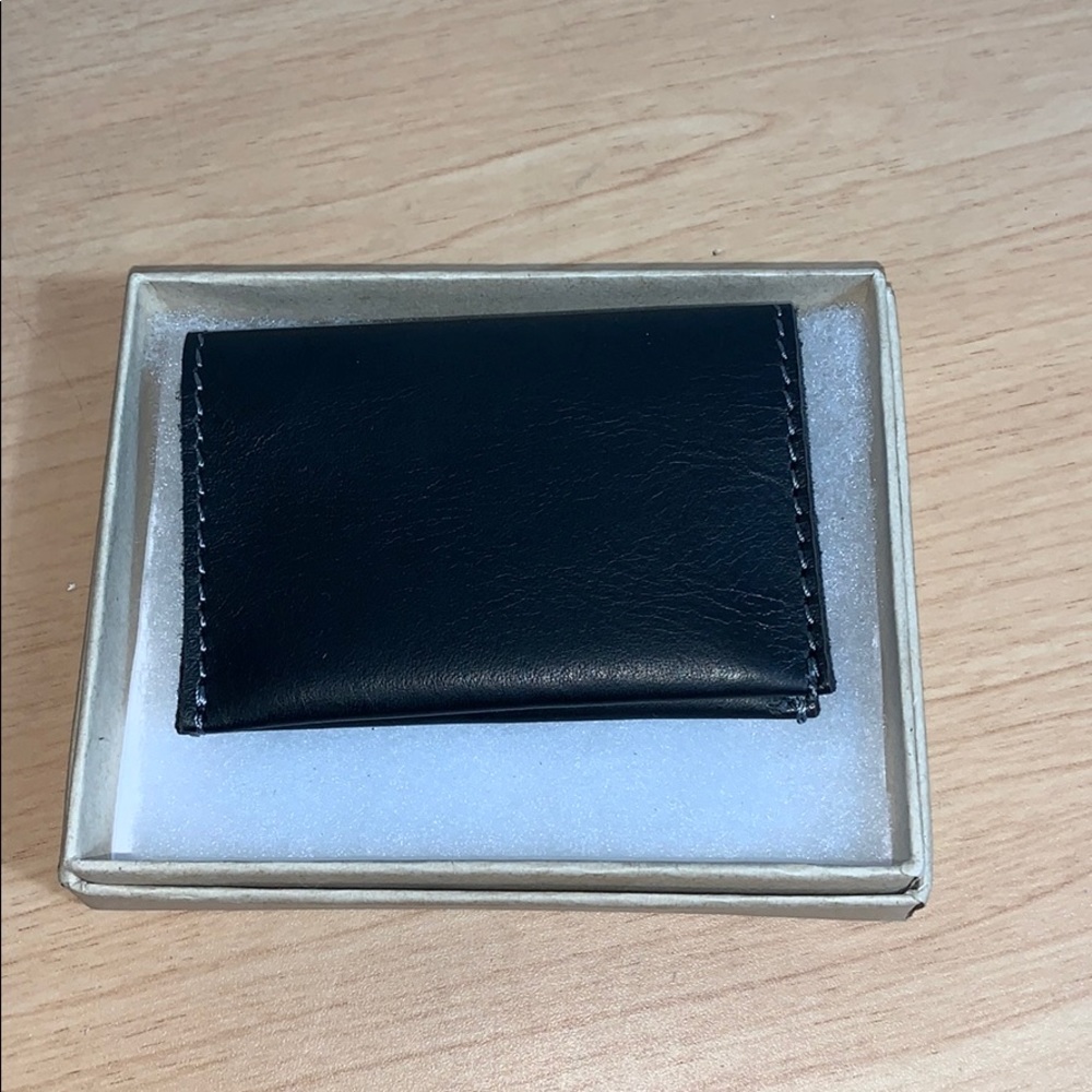Kiko leather card case